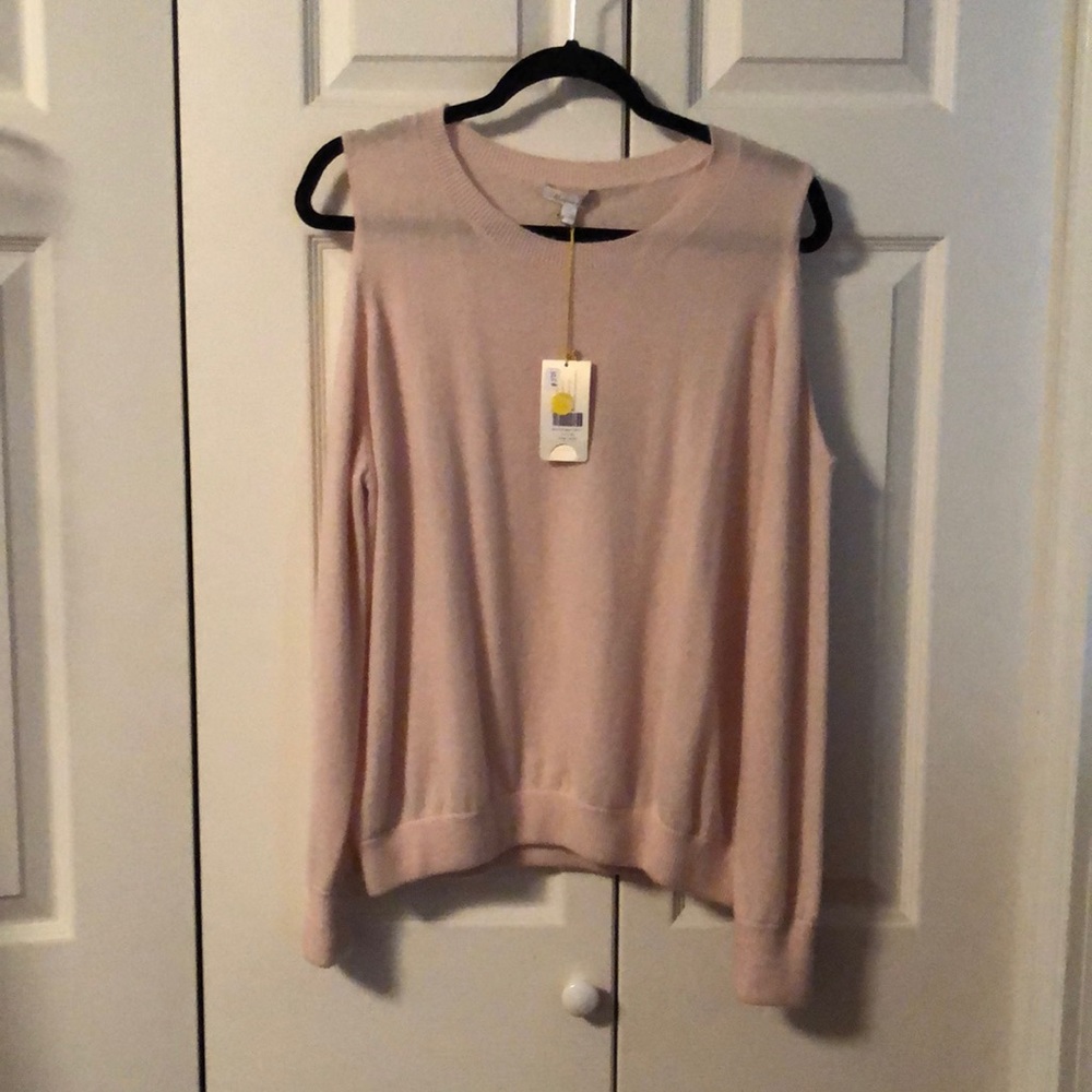 Cold-shoulder blush pink cashmere sweater